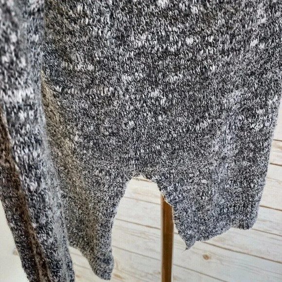 HOLLISTER Women Long Sleeve Pull-Over Boat Neck Gray White Sweater Size Small - Picture 6 of 12